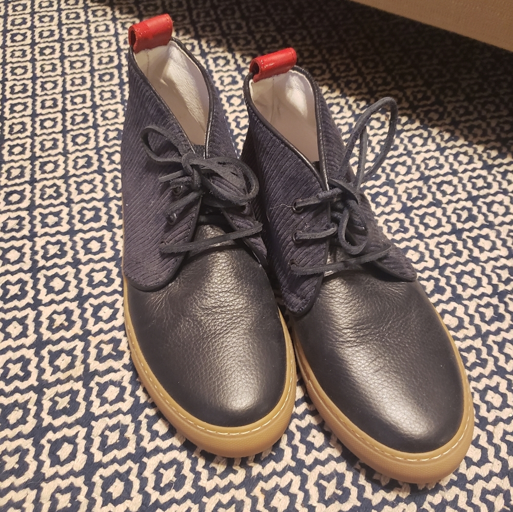Del Toro Navy Blue Chukkas